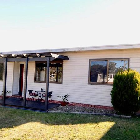 The Husky House Or Little Husky Studio Suite Huskisson Εξωτερικό φωτογραφία